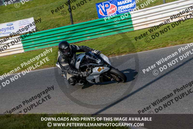 PJ Motorsport Photography 2018;enduro digital images;event digital images;eventdigitalimages;mallory park;mallory park photographs;mallory park trackday;mallory park trackday photographs;no limits trackdays;peter wileman photography;racing digital images;trackday digital images;trackday photos